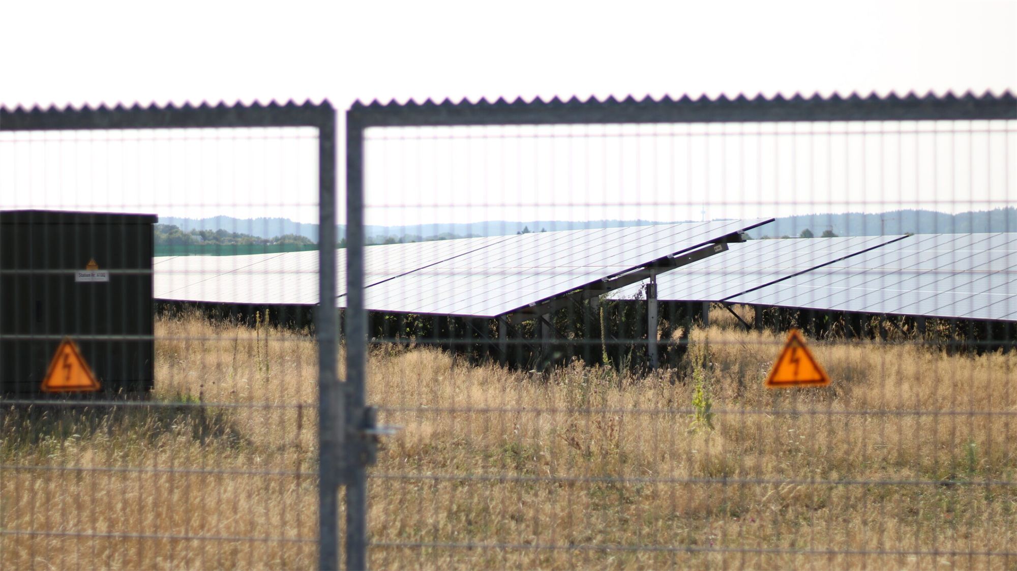 Freiflächen-Photovoltaikanlage für die PV-Inspektion